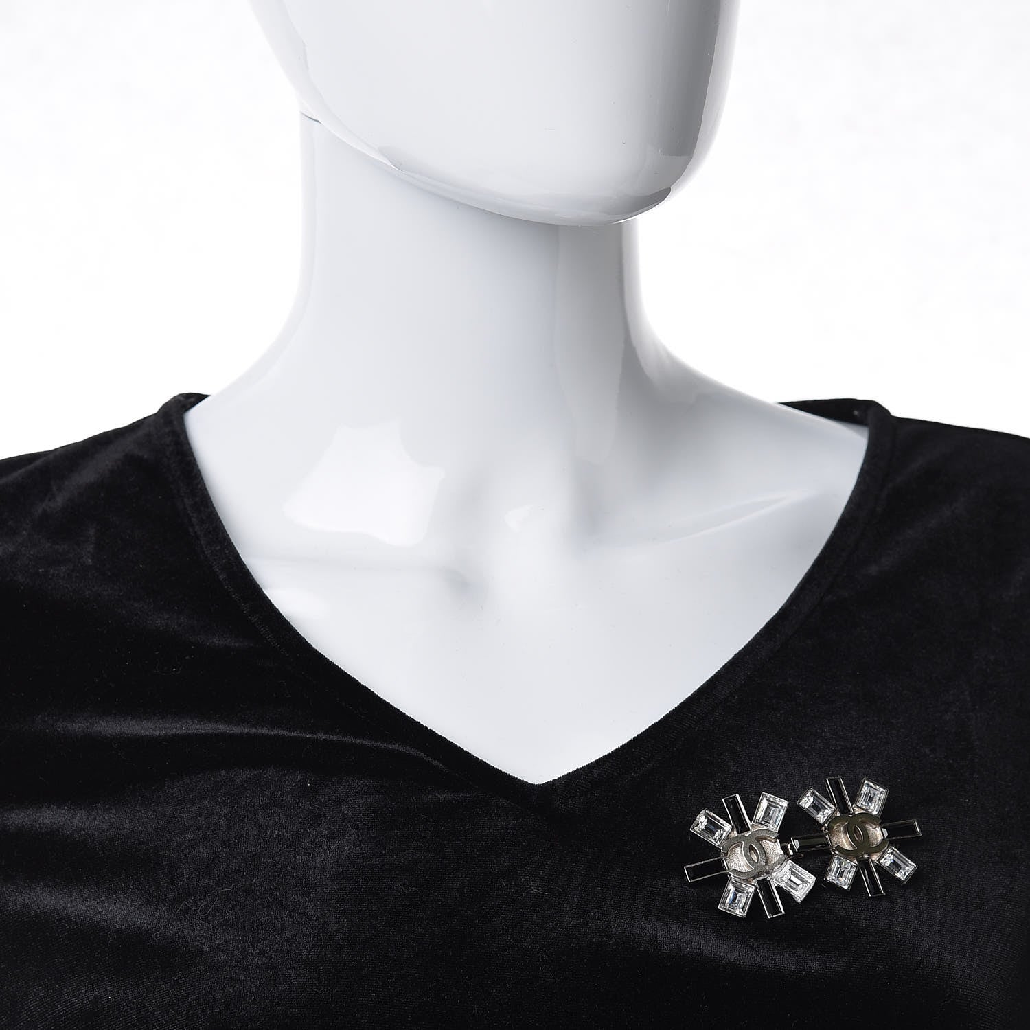 Chanel Baguette Crystal CC Double Brooch Black 2 of 8