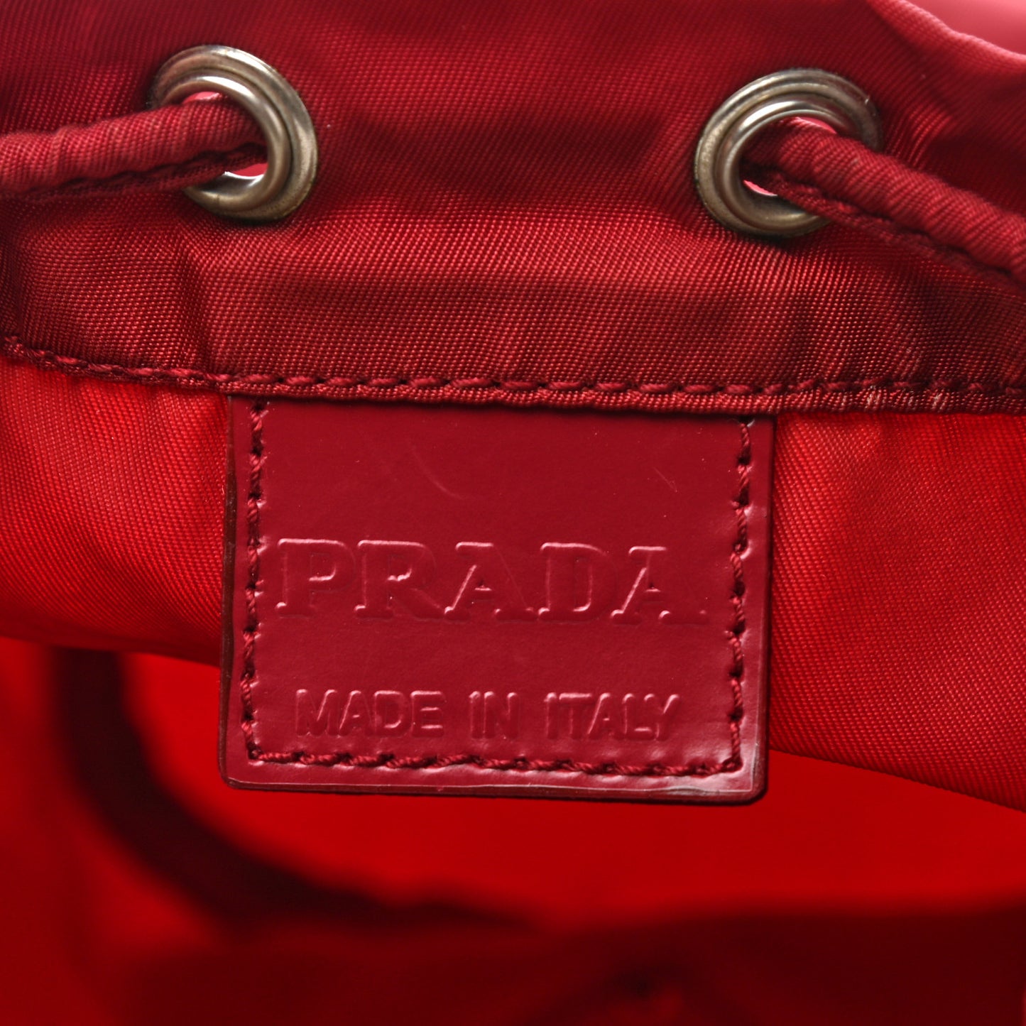 Nylon Vela Drawstring Pouch Rosso