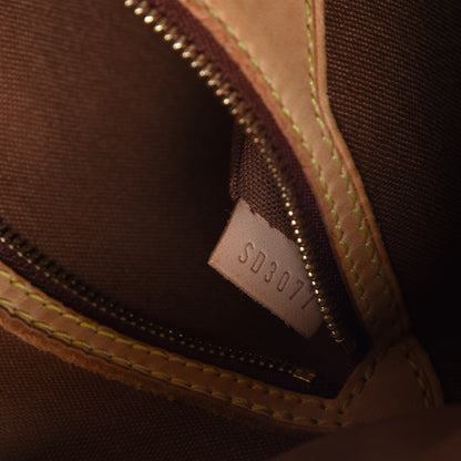 Louis Vuitton Monogram Batignolles Vertical 6 of 33