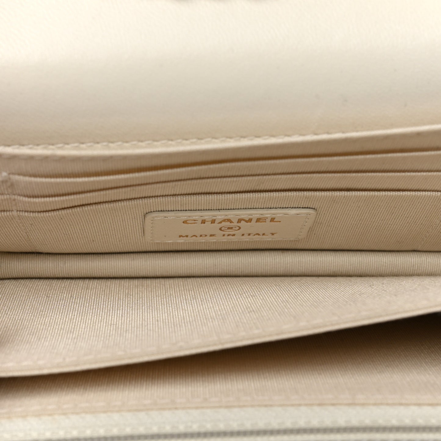 Lambskin Quilted Mini Trendy CC Wallet On Chain WOC White