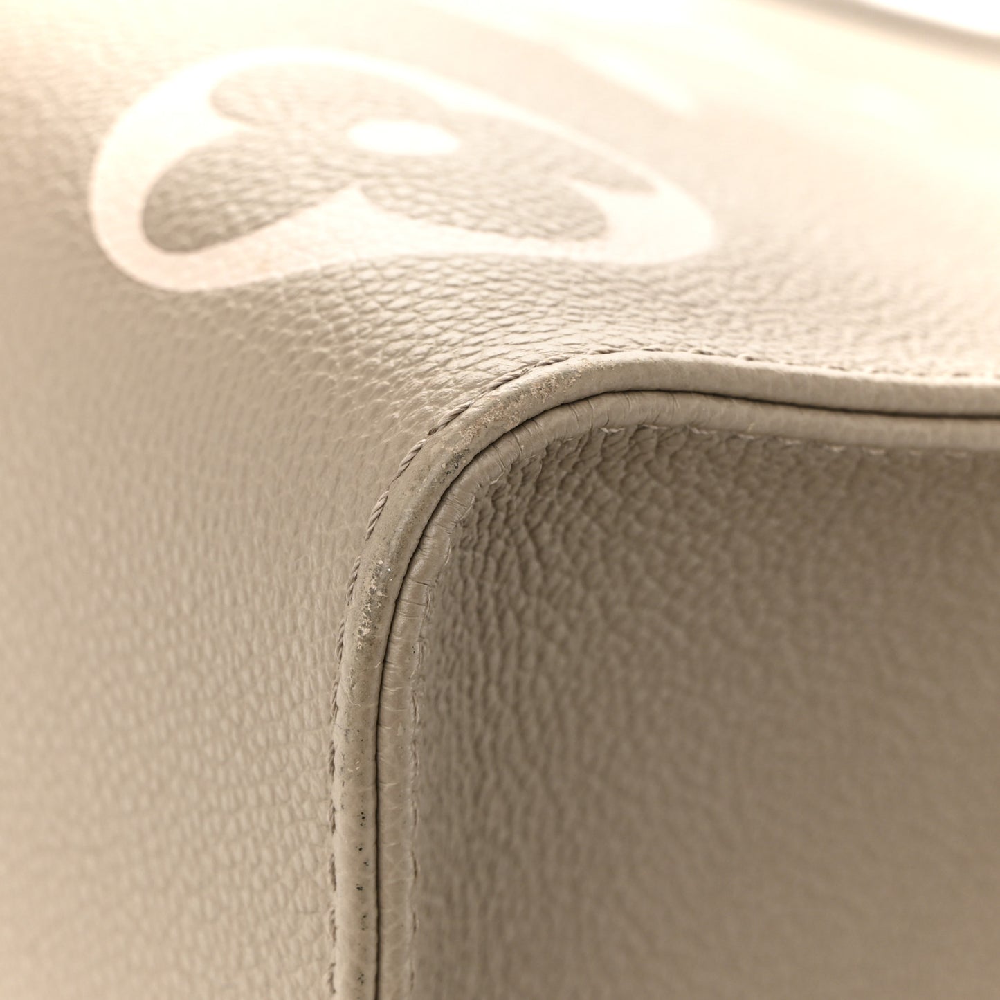 Empreinte Monogram Giant Onthego MM Tourterelle Creme