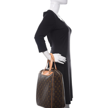 Louis Vuitton Monogram Excursion Shoe Bag 2 of 10