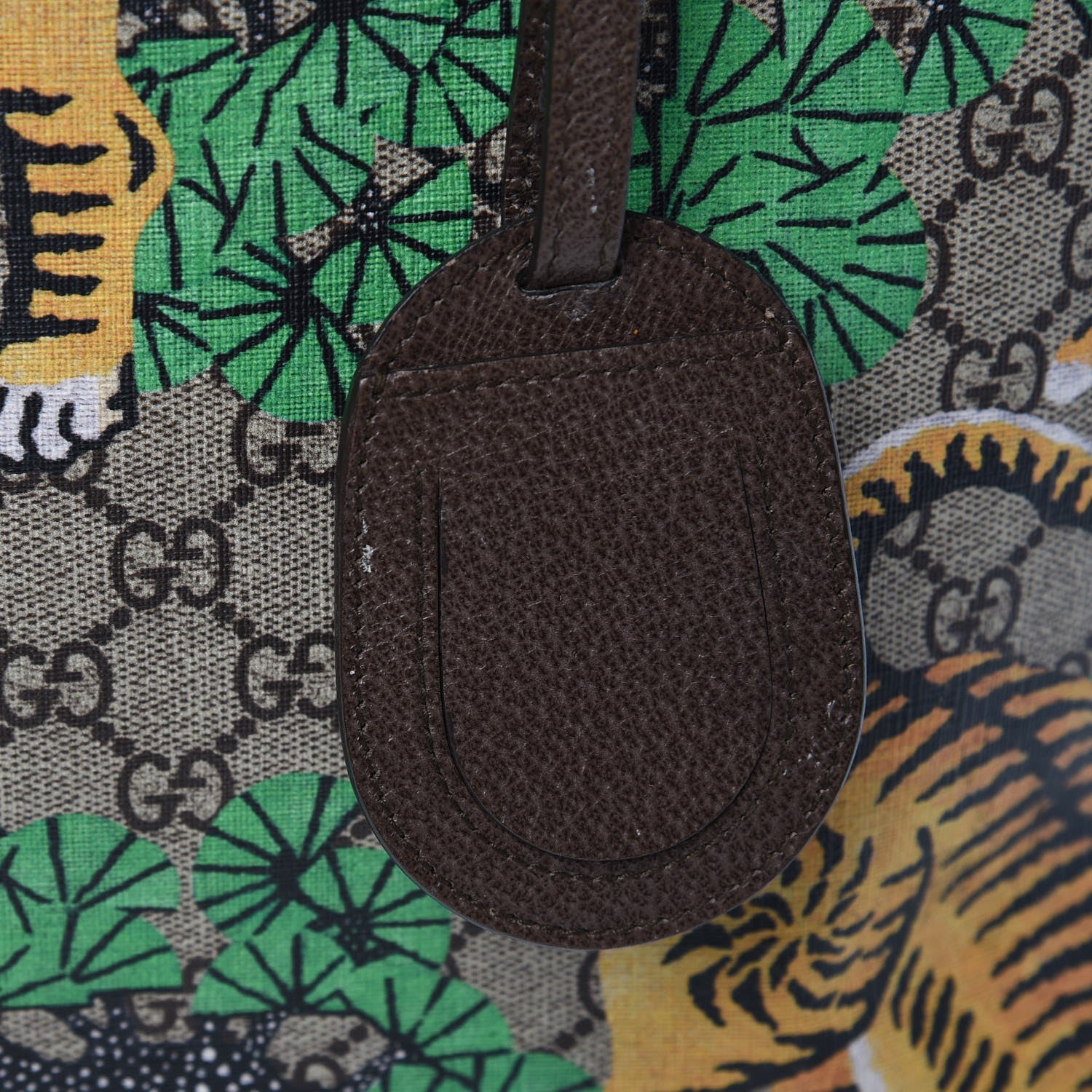 Gucci GG Supreme Monogram Bengal Medium Shopping Tote Beige Yard 9 of 23