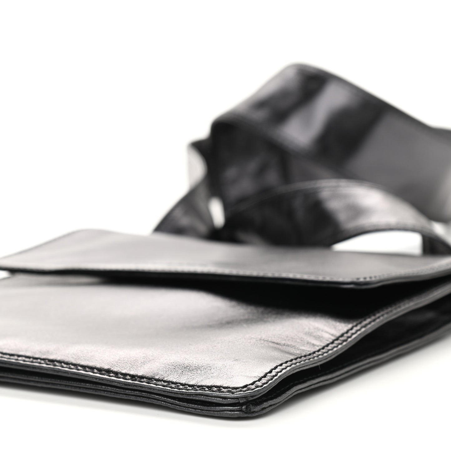 Lambskin Logo Messenger Black