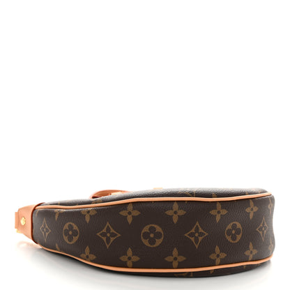 Louis Vuitton Monogram Loop 4 of 9
