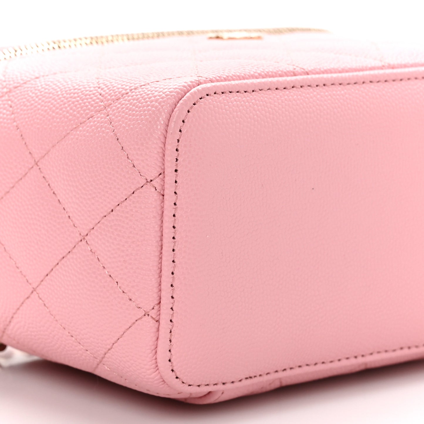 Caviar Quilted Small Vanity Case With Chain Pink