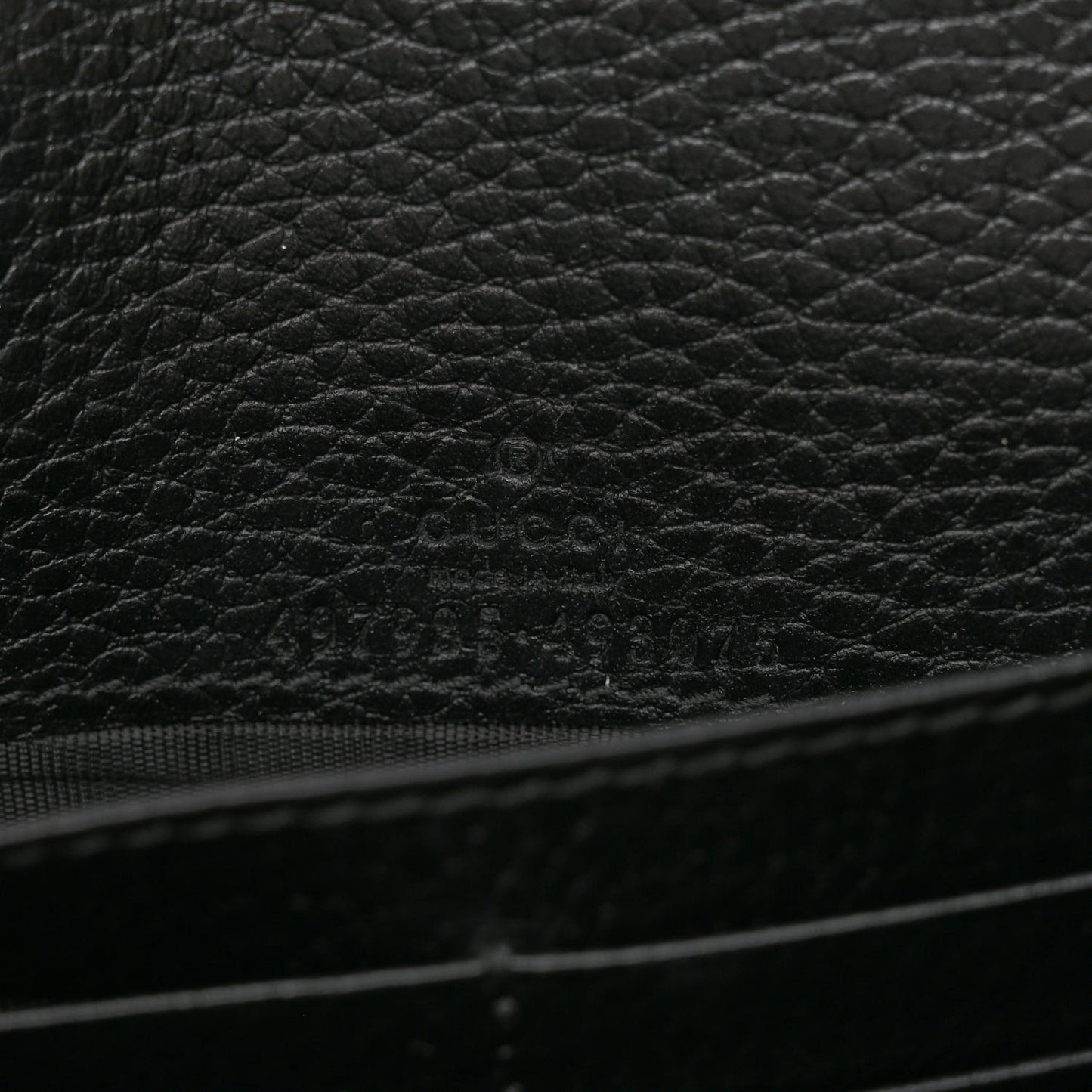 Dollar Calfskin Enamel Monochrome Mini GG Marmont Chain Wallet Black