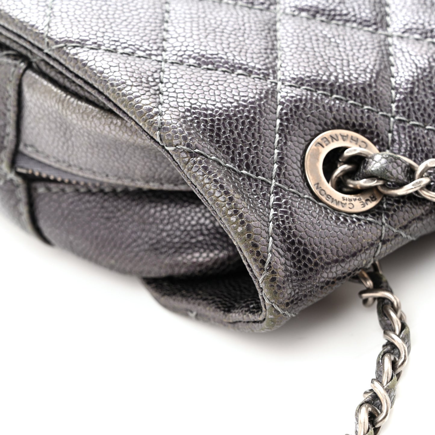 Iridescent Caviar Quilted Jumbo Easy Flap Silver