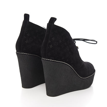 Louis Vuitton Suede Embossed Monogram Frosty Wedge Low Boots 38 Black 4 of 9