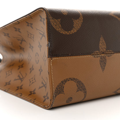 Louis Vuitton Reverse Monogram Giant Onthego MM 9 of 10