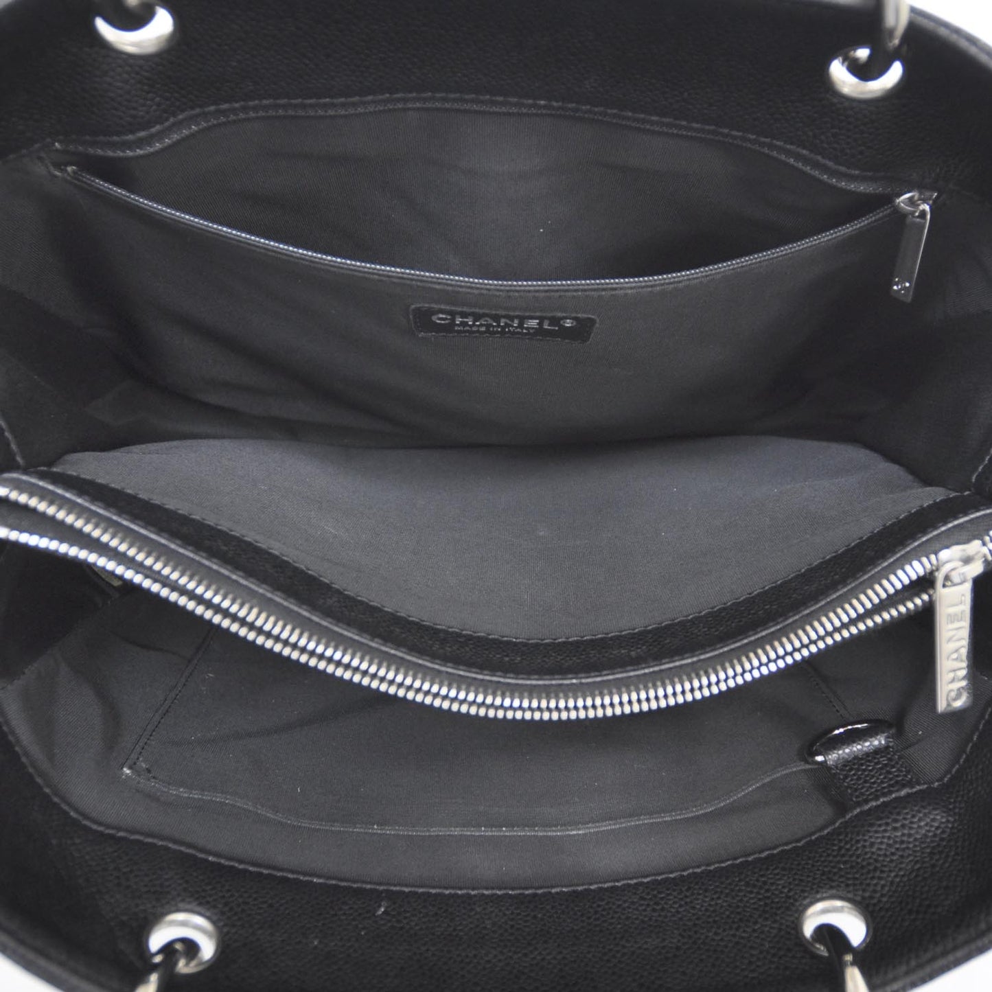 Caviar Grand Shopping Tote GST Black