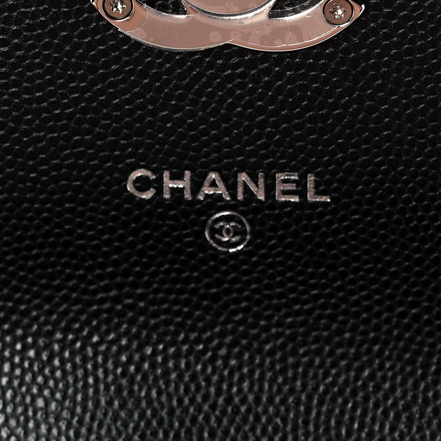 Caviar Quilted Pick Me Up Clutch With Chain Black