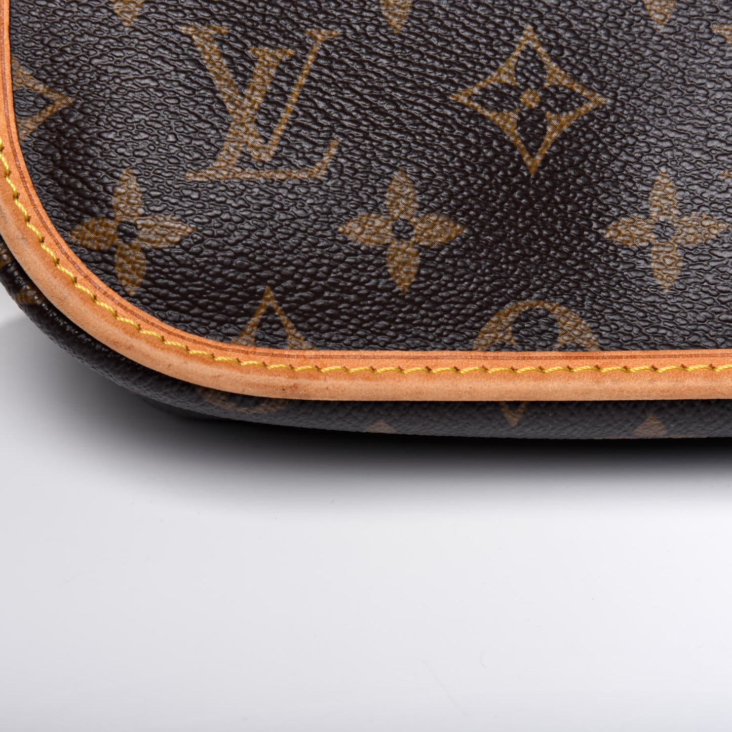 Monogram Bosphore PM Messenger