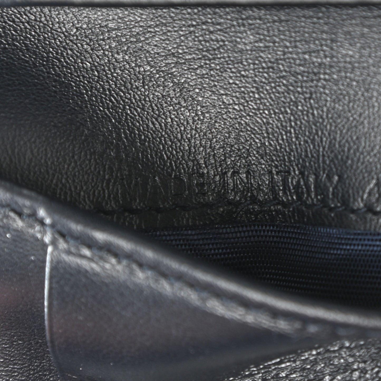 Oblique Saddle Lotus Wallet Blue