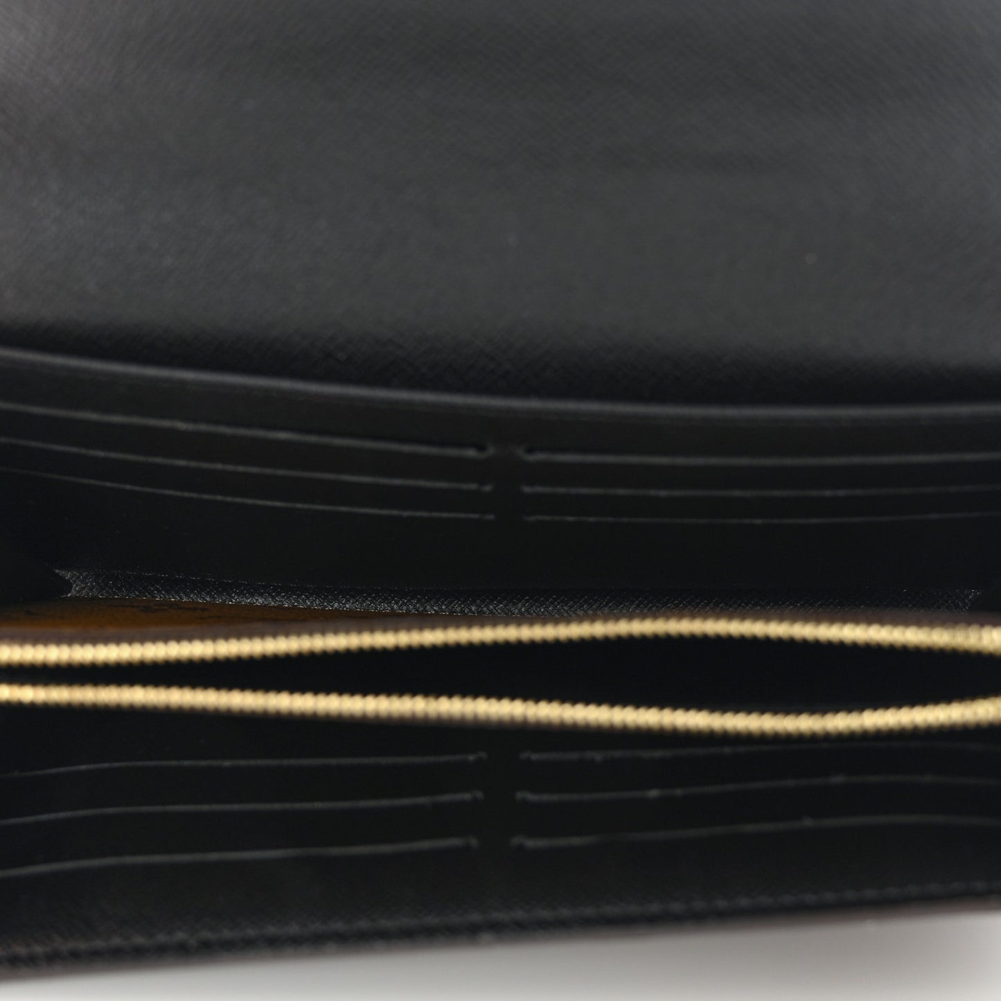 Reverse Monogram Giant Sarah Wallet