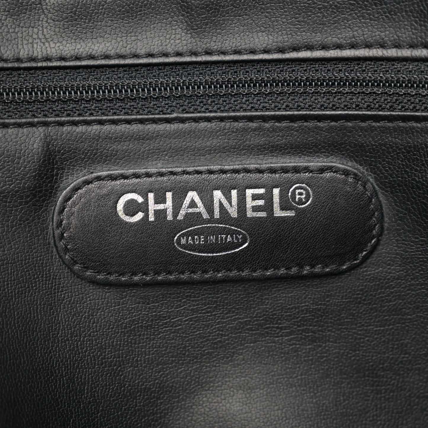 Calfskin Stitched XL Weekender Black