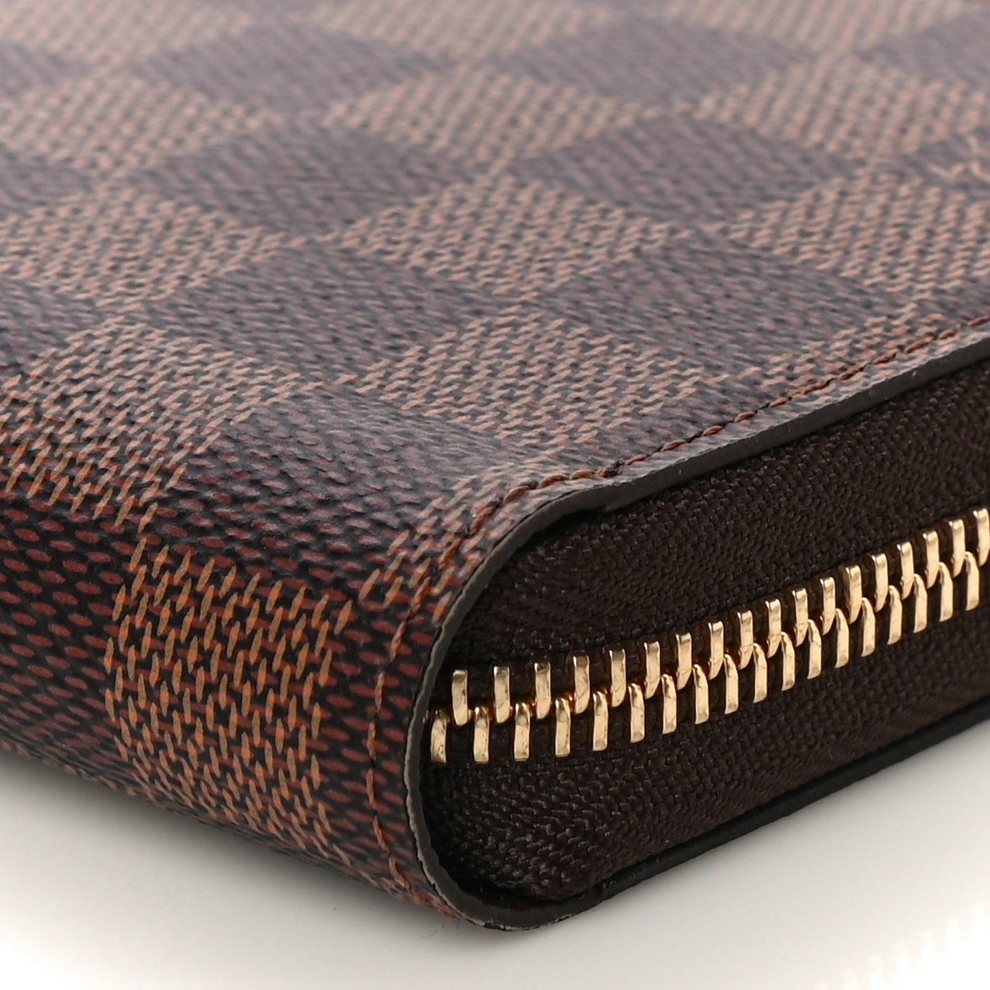 Damier Ebene Zippy Wallet