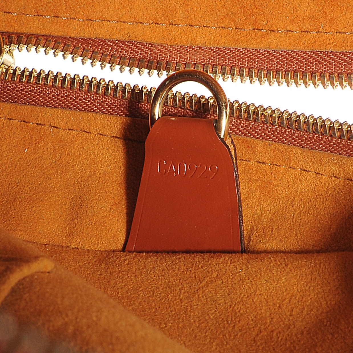 Louis Vuitton Epi Voltaire Kenyan Fawn 7 of 7