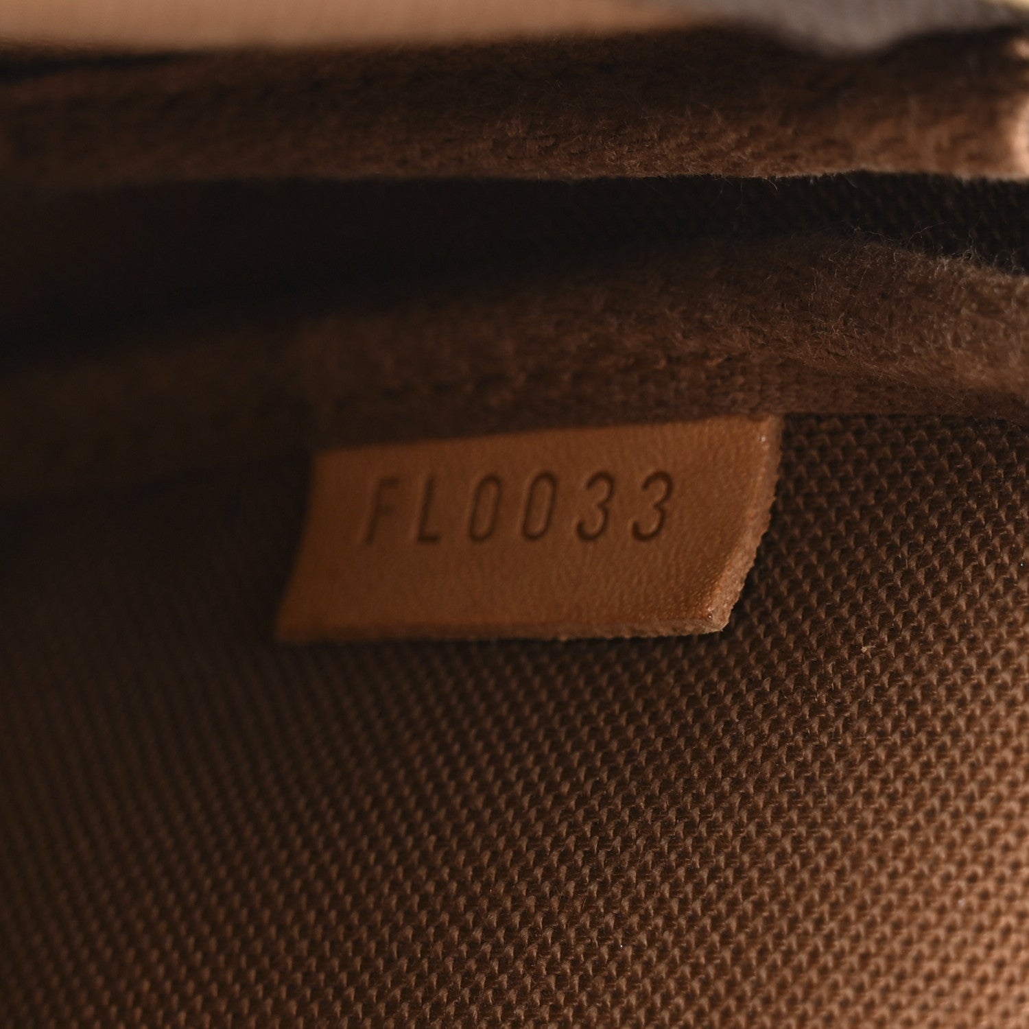 Louis Vuitton Monogram Petit Bucket Pouch 7 of 12
