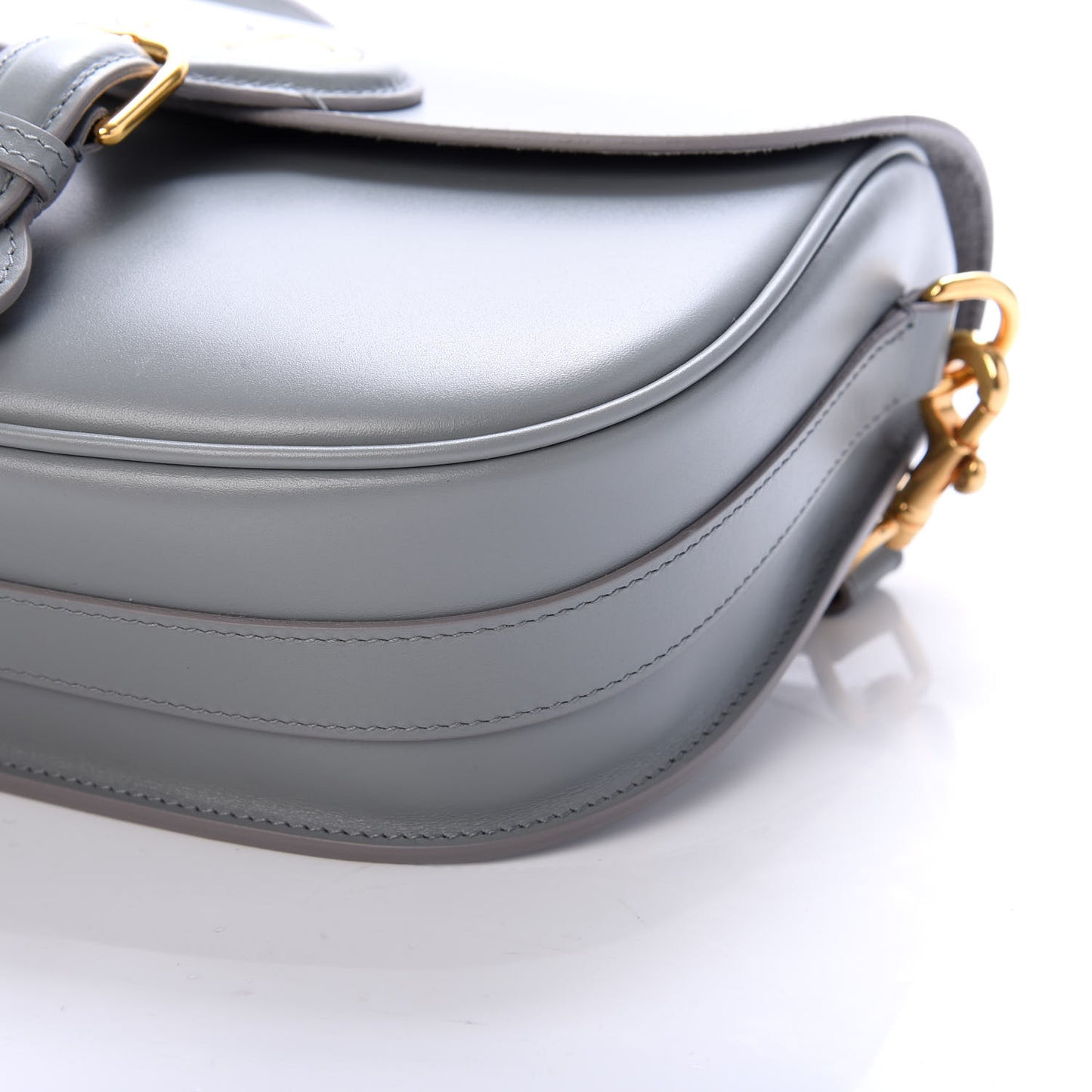 Box Calfskin Medium Bobby Flap Stone Grey
