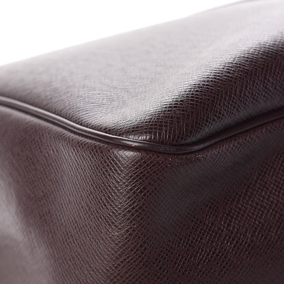 Louis Vuitton Taiga Kendall PM Acajou 11 of 16