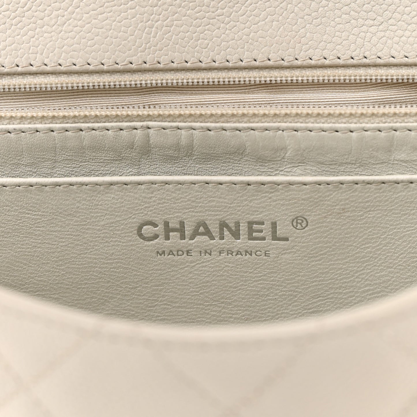 Caviar Quilted Jumbo Single Flap Bijoux Chain Ivory