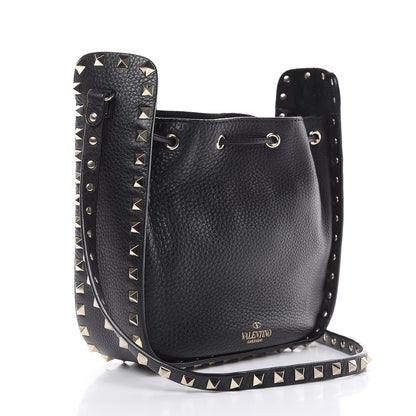 Valentino Garavani Grained Calfskin Rockstud Bucket Bag Black 3 of 9