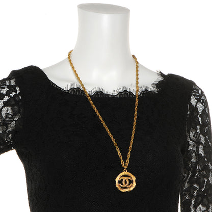 Chanel CC Logo Pendant Necklace Gold 2 of 5