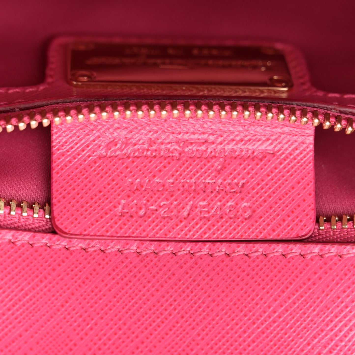 Hammered Calfskin Vara Bow Chain Crossbody Pink