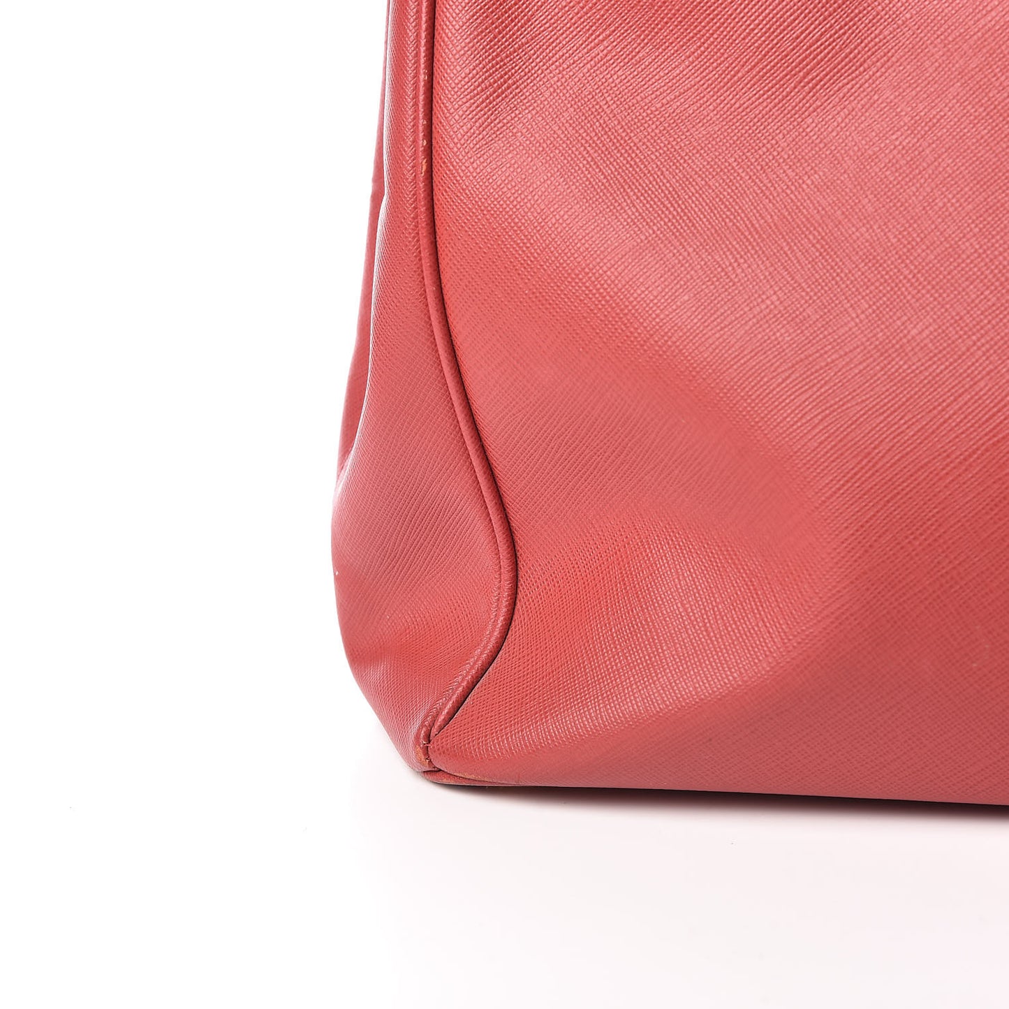 Saffiano Medium Galleria Double Zip Tote Fuoco