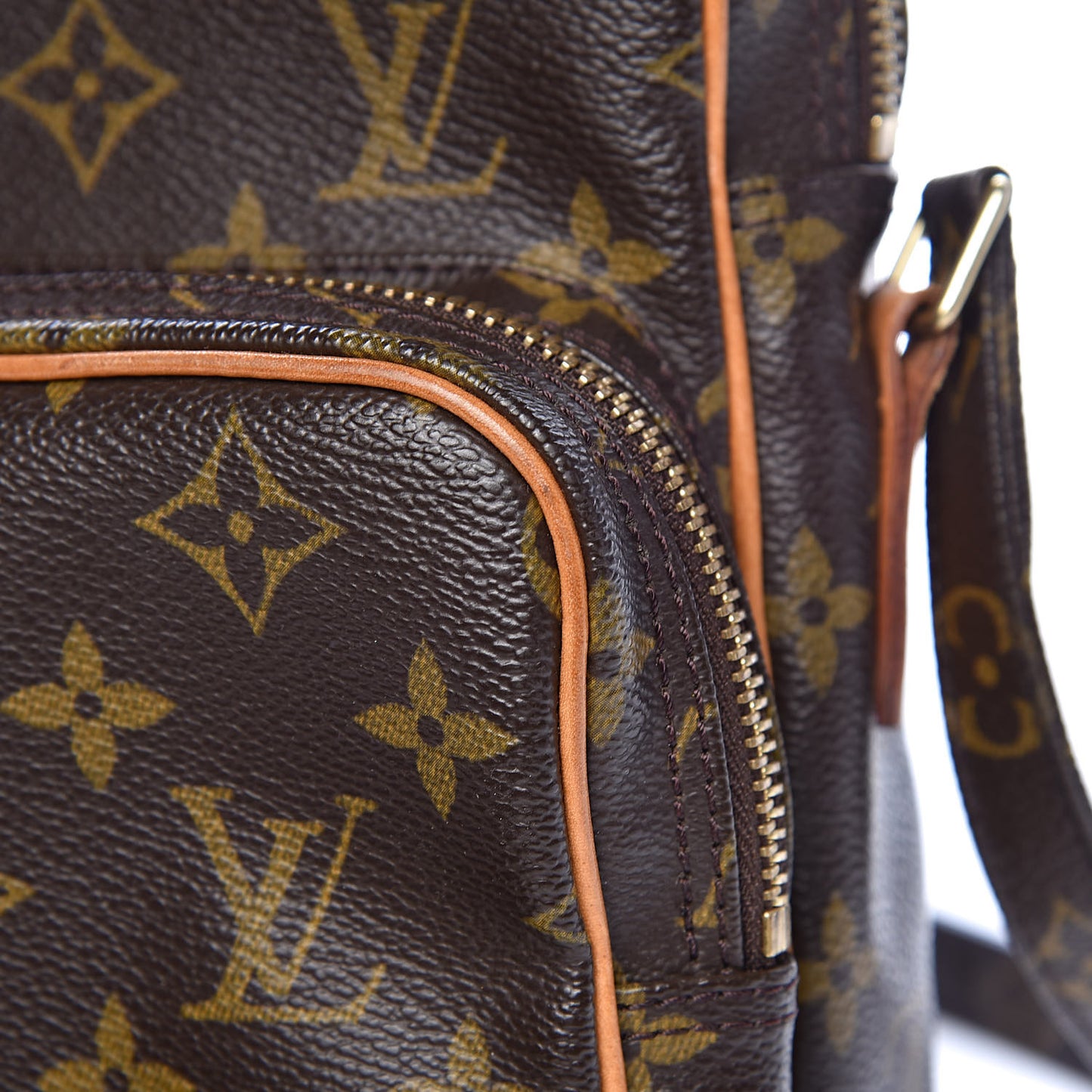 Monogram Amazone