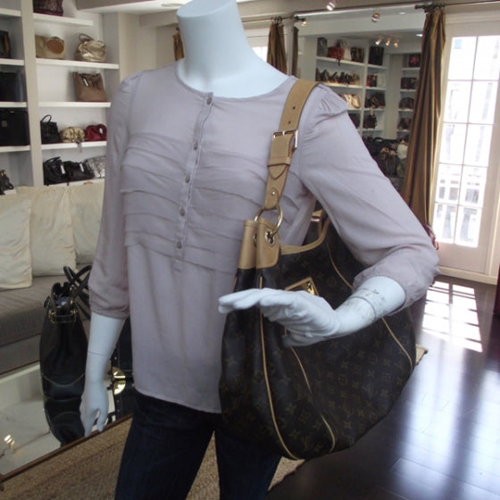 Louis Vuitton Monogram Galliera GM 2 of 9