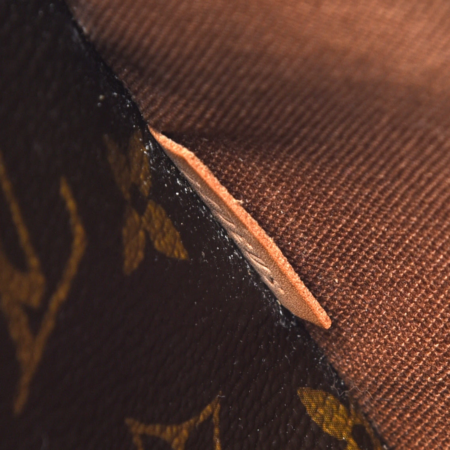 Louis Vuitton Monogram Totally MM 9 of 22