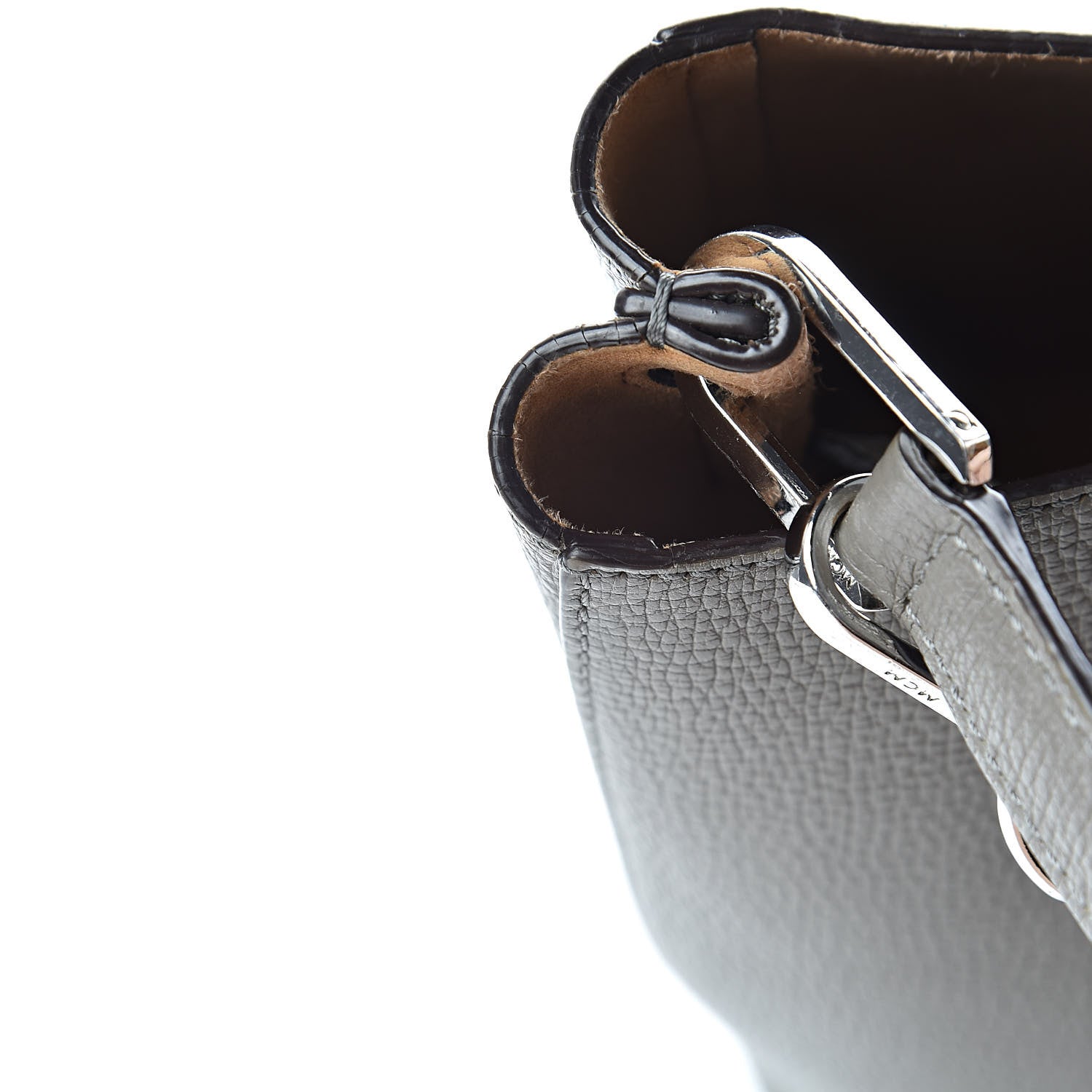 MCM ボディバッグ　シルバー MCM Travia Silver Quilted Crash Calf Leather Shoulder Bag