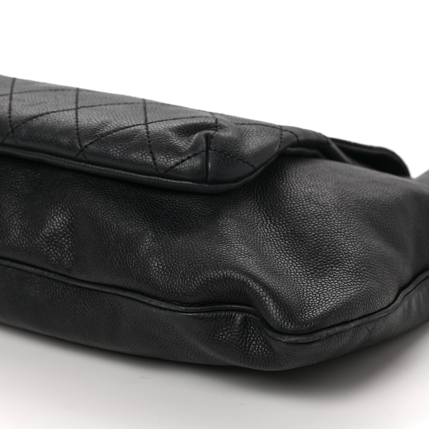 Caviar Stitched Pocket In The City Hobo Black