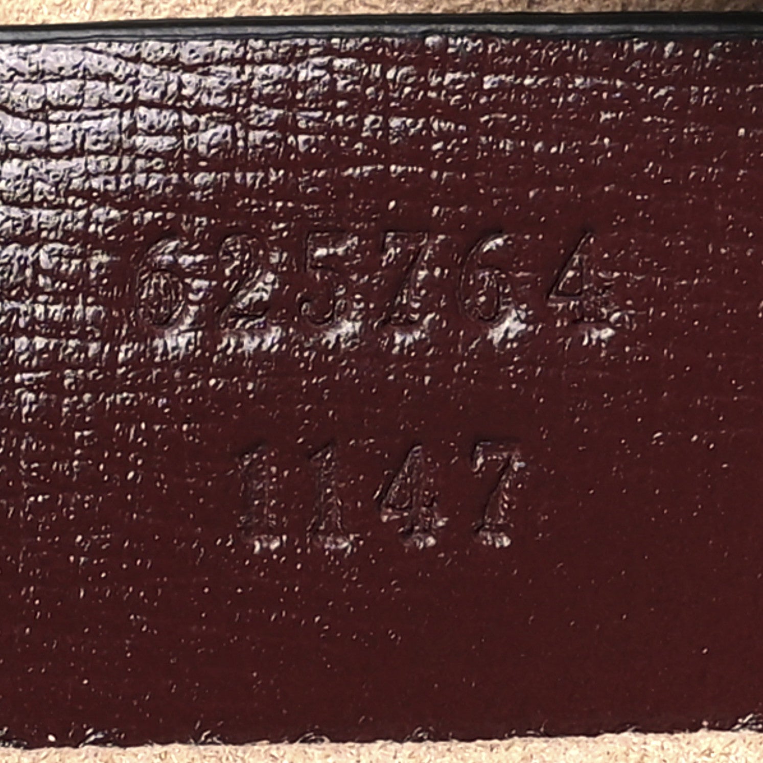 Gucci GG Supreme Monogram Textured Calfskin Retro Interlocking G Travel Pouch Beige Ebony Burgundy 6 of 11