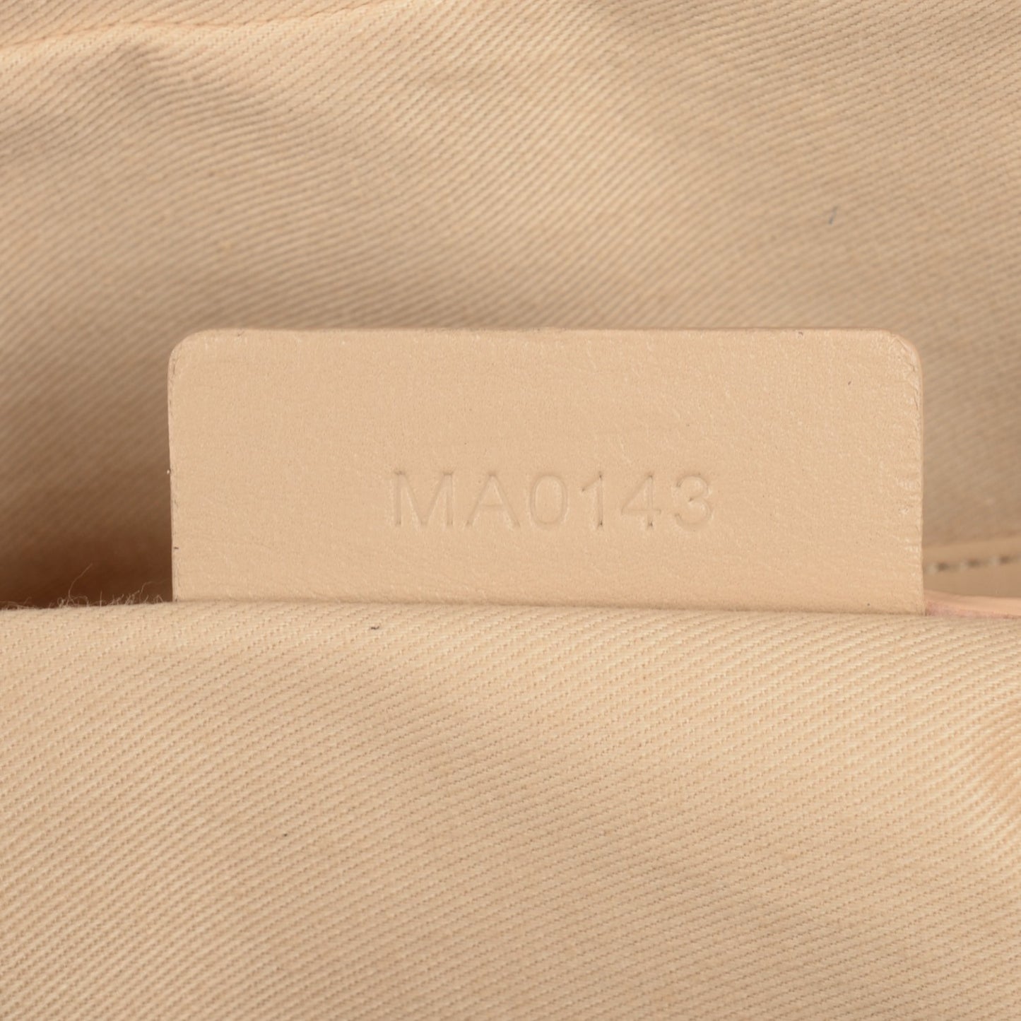 Sugar Goatskin Medium Nightingale Linen