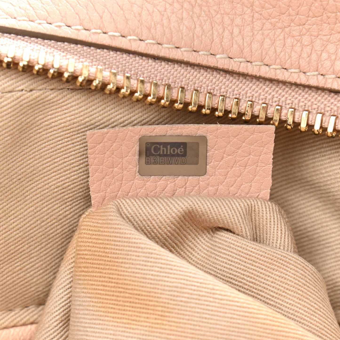 Calfskin Medium Paraty Anemone Pink
