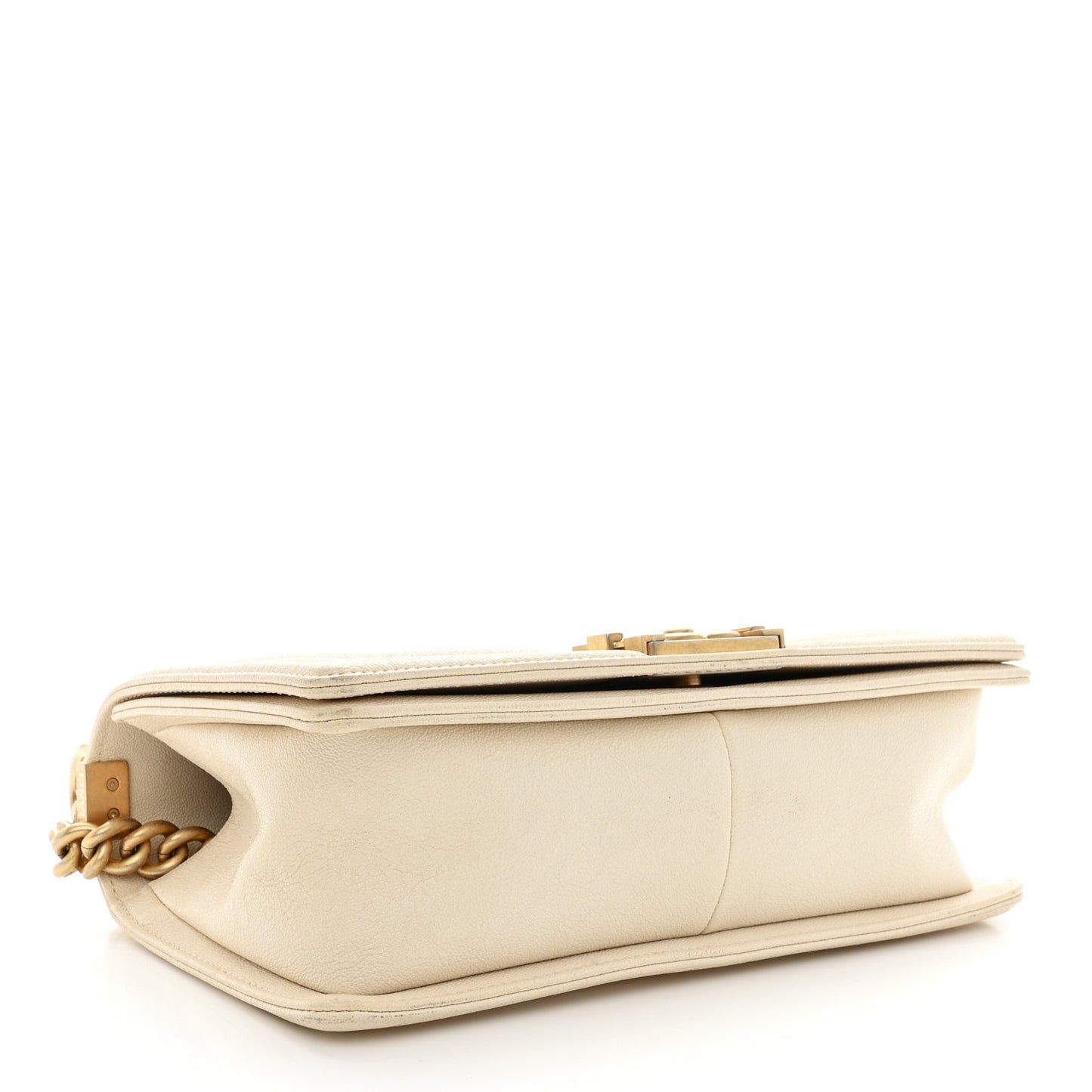 Caviar Quilted Medium Boy Flap Ivory