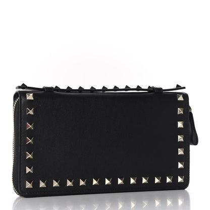 Valentino Garavani Calfskin Rockstud Travel Wallet Black 3 of 8