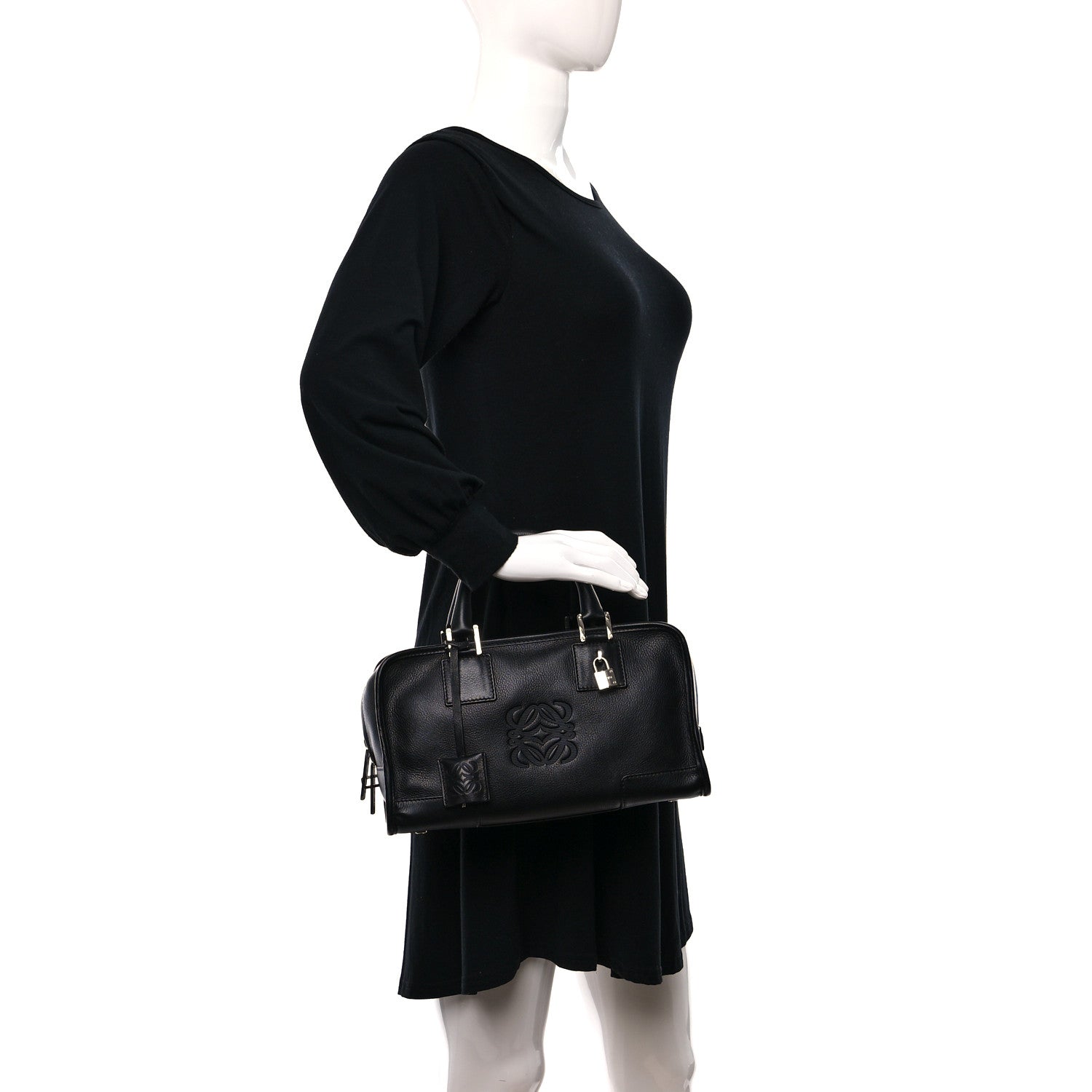 Loewe Calfskin Amazona 28 Black 2 of 8