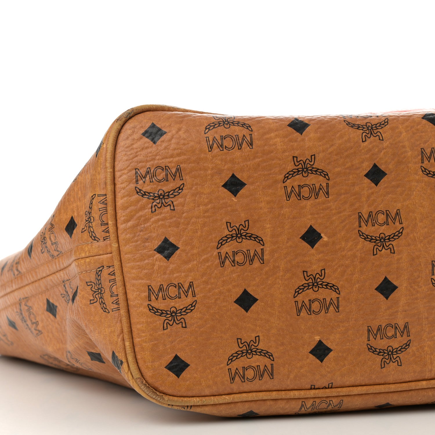 MCM Visetos Crocodile Embossed Medium Liz Shopper Tote Cognac 8 of 23