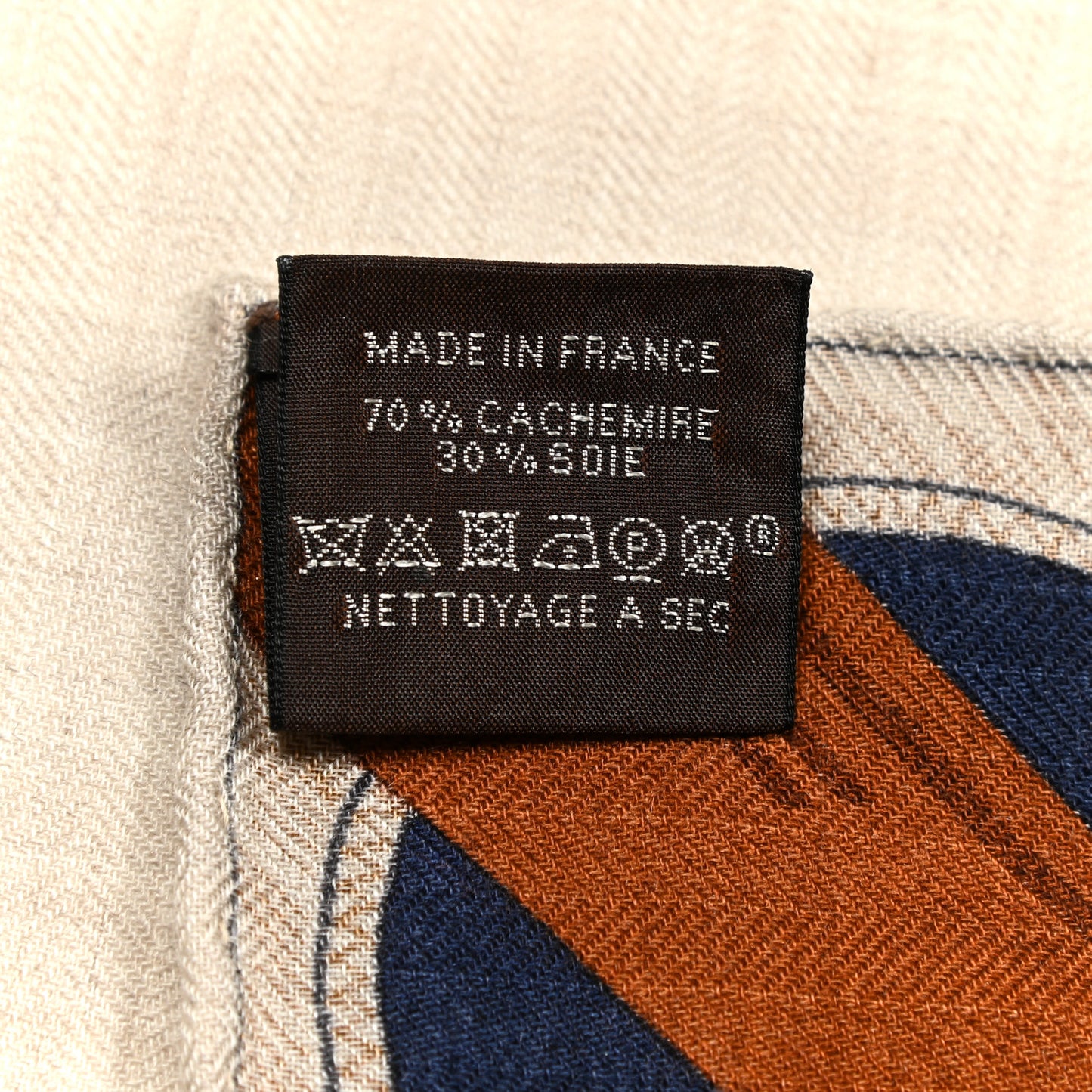 Cashmere Silk Encadre Eperon d'Or Scarf 90 Naturel Camel Marine