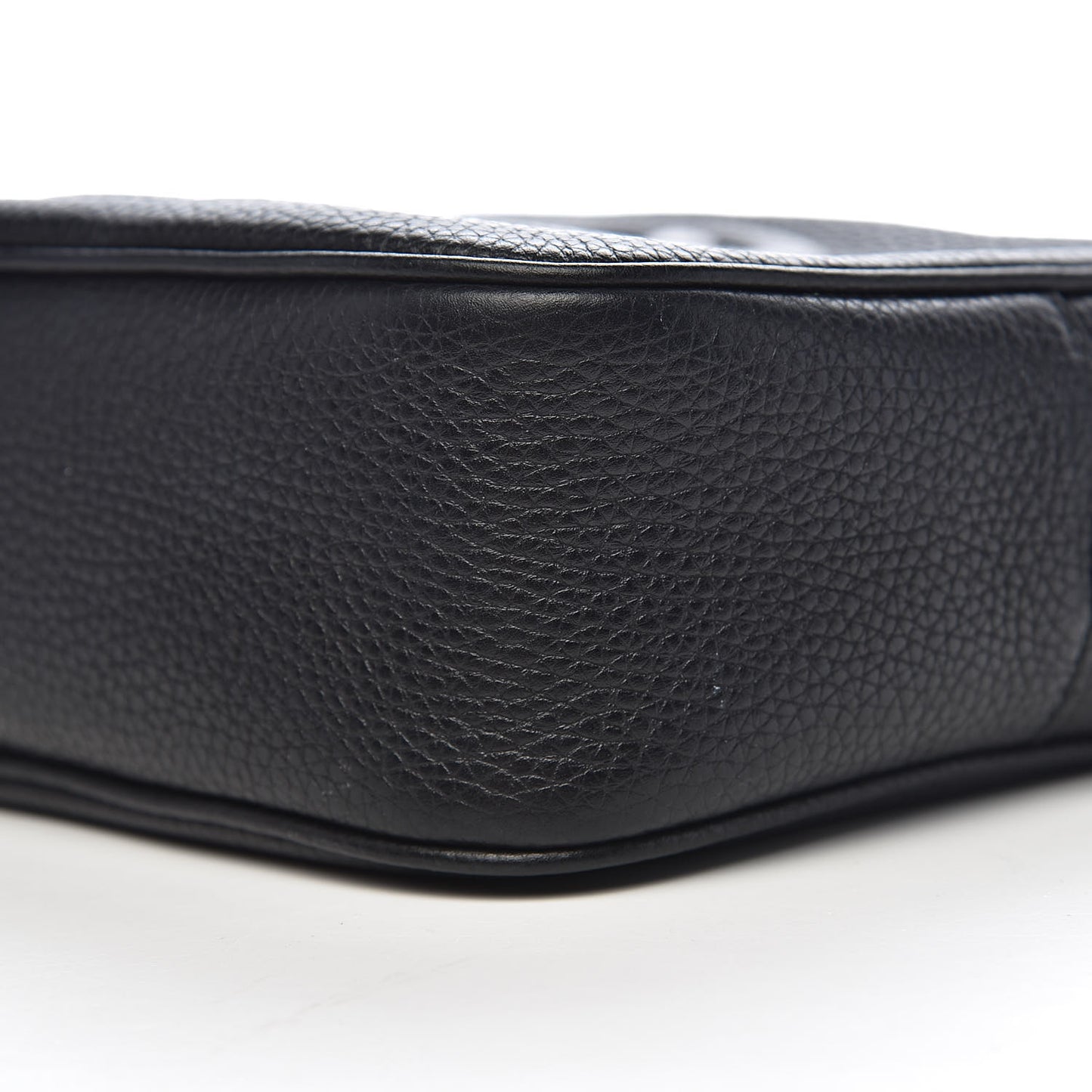 Pebbled Calfskin Small Soho Disco Bag Black