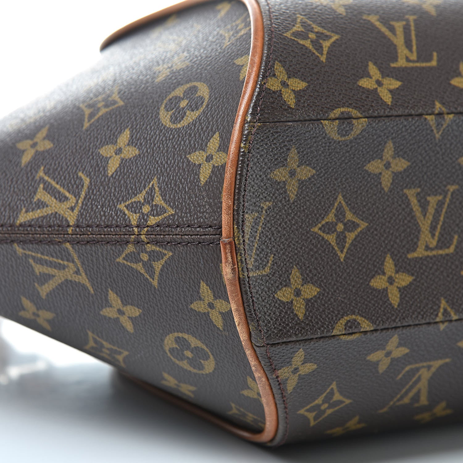 Louis Vuitton Monogram Ellipse MM 9 of 13