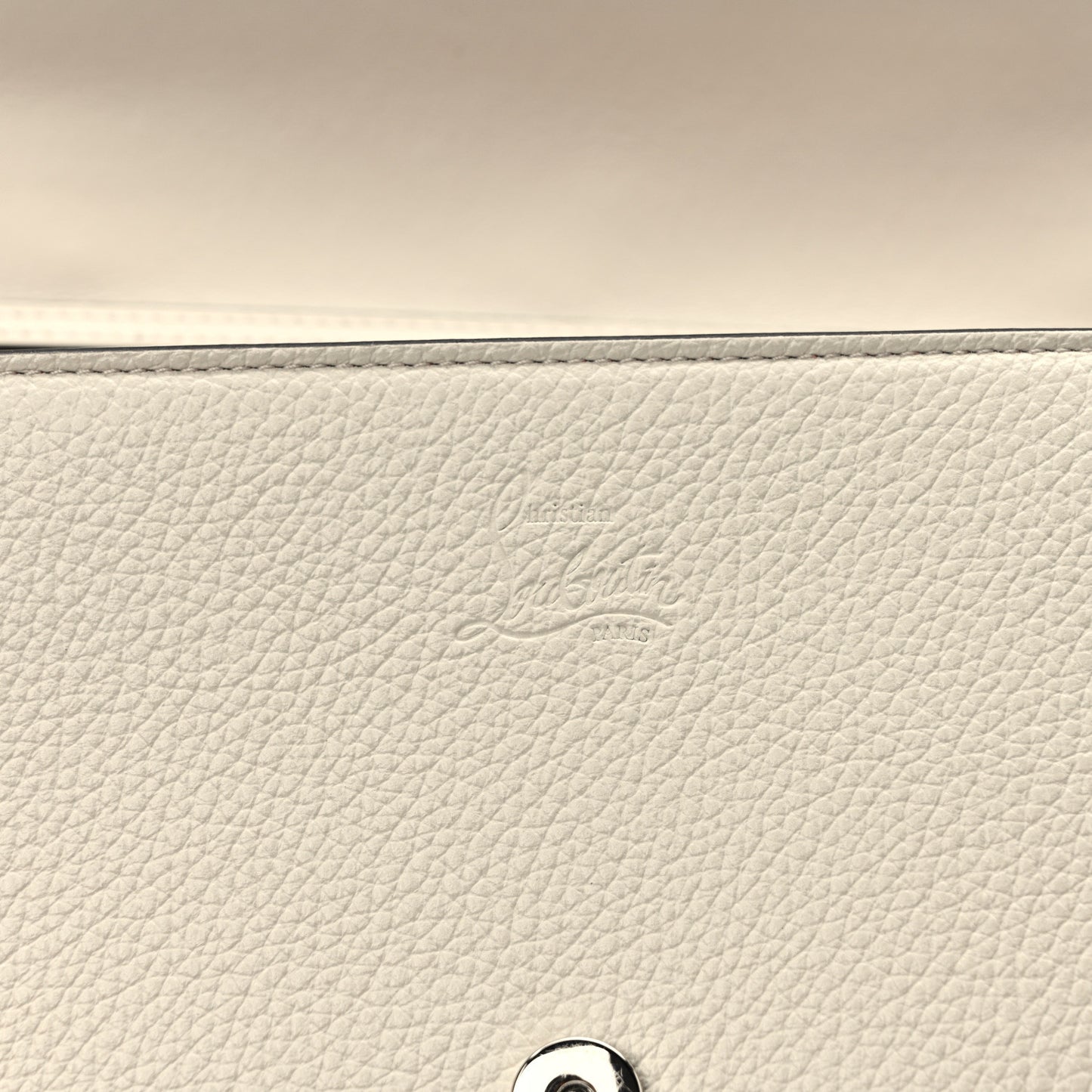 Calfskin Spikes Loubinthesky Paloma Clutch Craie Multicolor