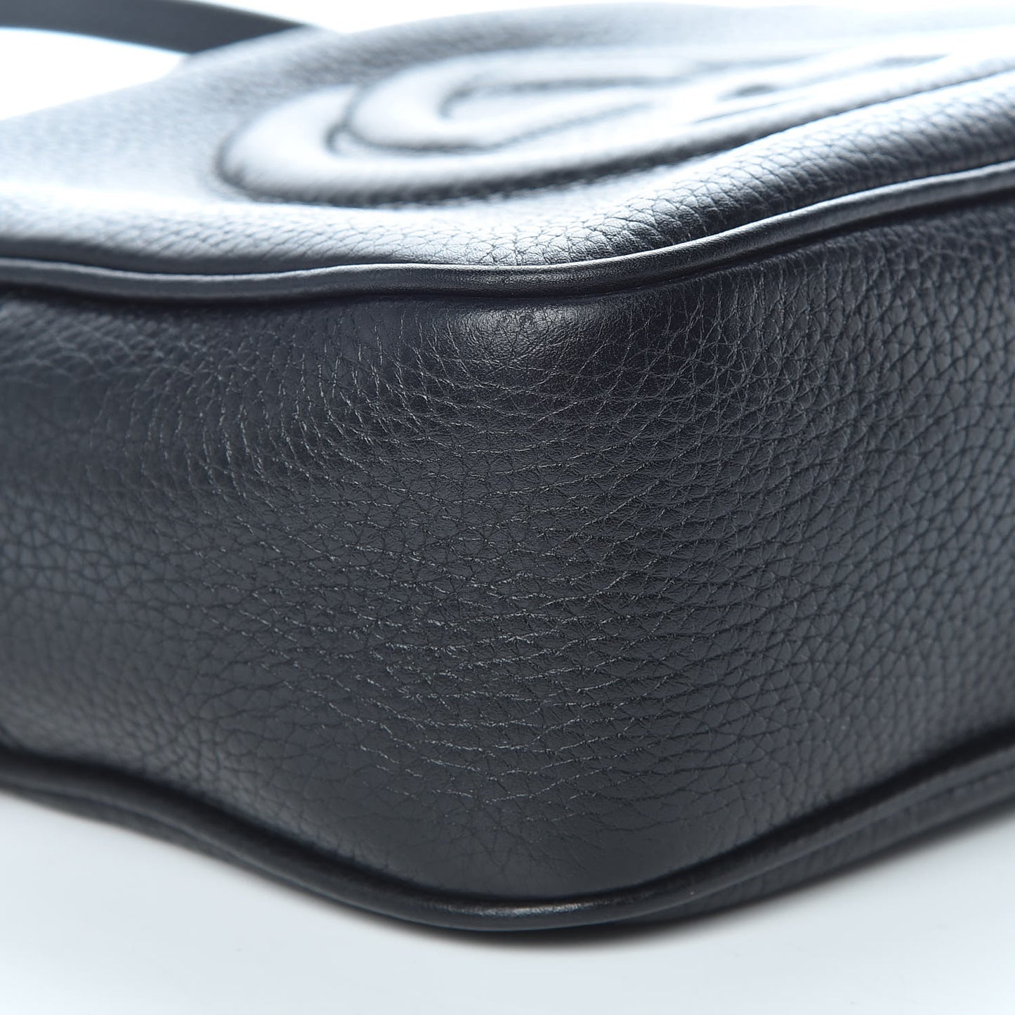 Pebbled Calfskin Small Soho Disco Bag Black