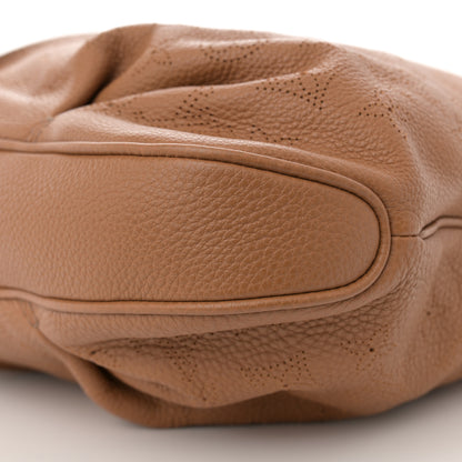 Louis Vuitton Mahina Selene MM Caramel 11 of 12