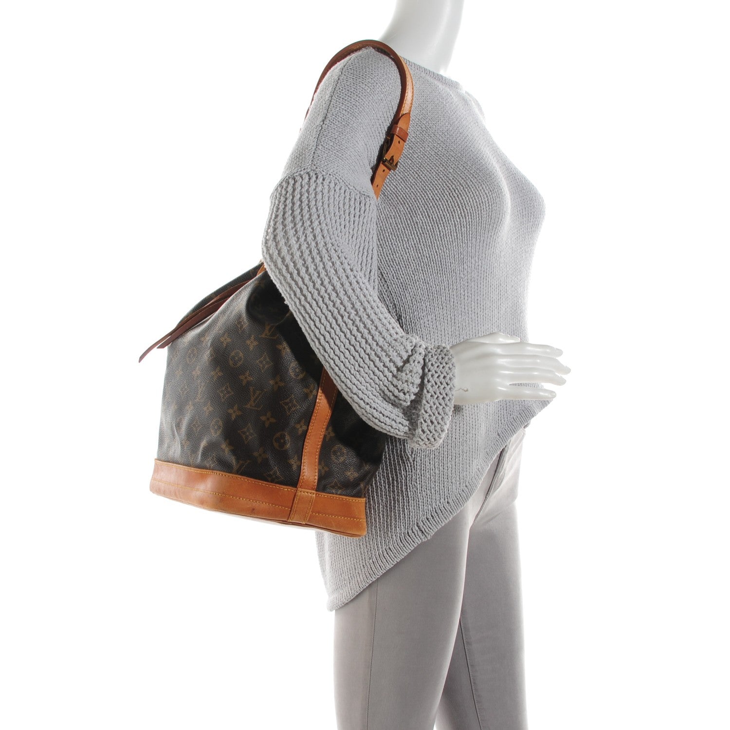 Louis Vuitton Monogram Noe 5 of 12