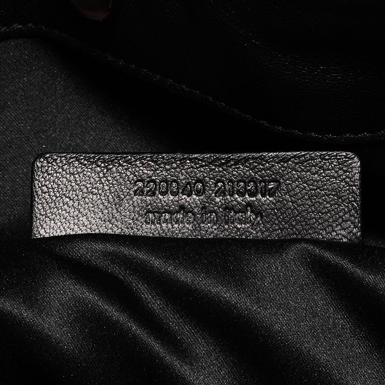 Saint Laurent Stingray Printed Large Roady Ash 7 of 7